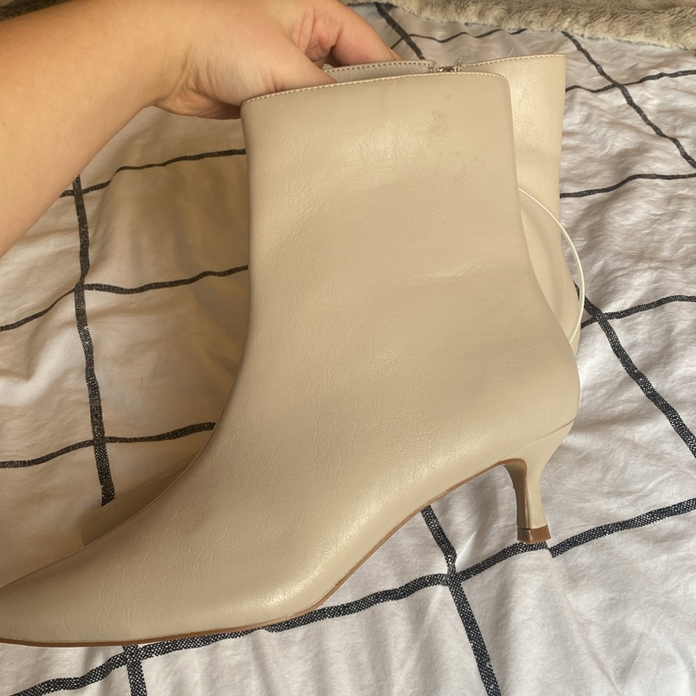 NWT Journee Collection Booties - Picture 5 of 5